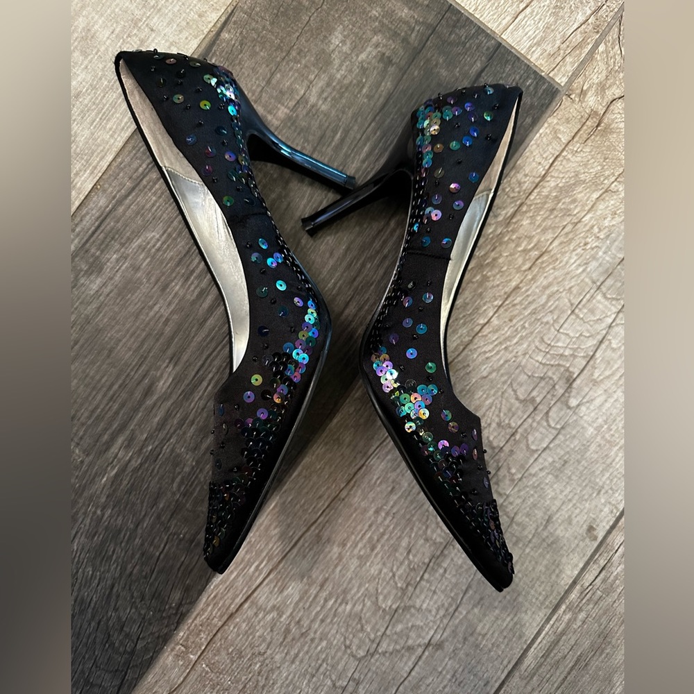 NWOT Rampage Gorgeous Black with Multicolor Sequin High Heel Pointed Shoes - Picture 15 of 17